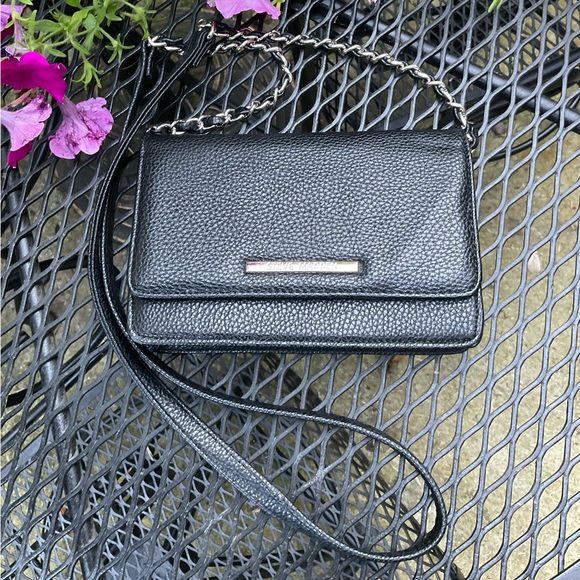 Sharp Steve Madden Multi Pocket Silver Hardware & Chain Wallet Bag! - Picture 2 of 16